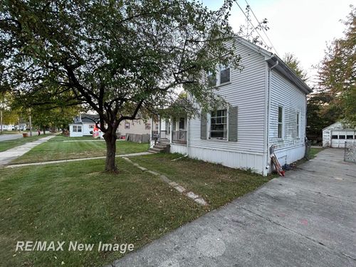 1827 Delaware St, Saginaw, MI, 48602-4928 | Card Image
