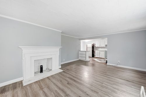 253 Lexington St, Woburn, MA, 01801-5925 | Card Image