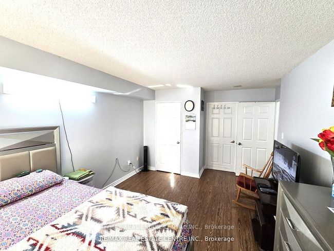 303 - 30 Malta Ave, Condo with 4 bedrooms, 2 bathrooms and 1 parking in Brampton ON | Image 4