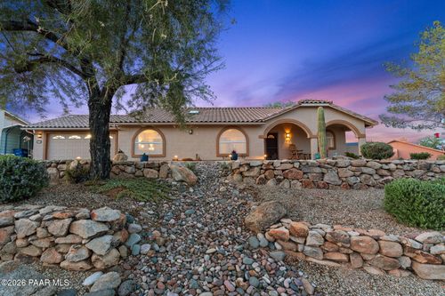 920 W Santa Fe Dr, Wickenburg, AZ, 85390-3296 | Card Image