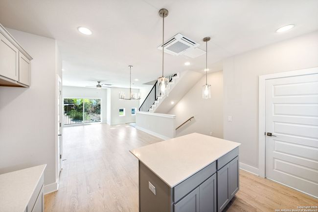 UNIT-1101 - 419 Ira Ave, House other with 3 bedrooms, 4 bathrooms and null parking in San Antonio TX | Image 11