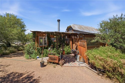 125 E Park St, Kingman, AZ, 86401-6052 | Card Image