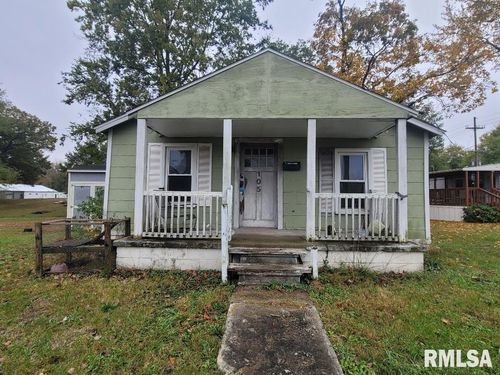 105 E Casey Ave, Mount Vernon, IL, 62864-5124 | Card Image