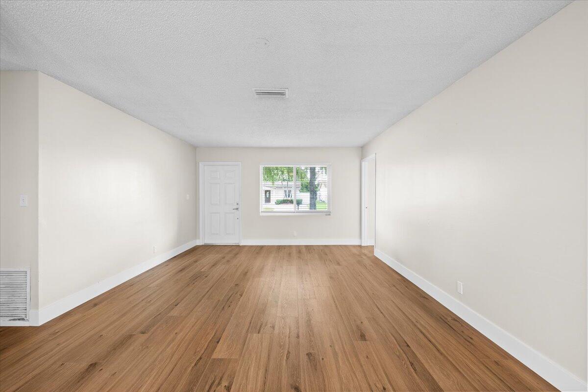 Residential in North Lauderdale 3
