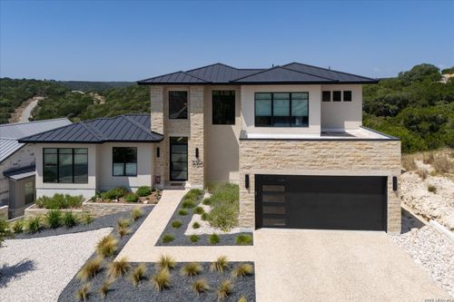 330 Preston Trl, Boerne, TX, 78006-8876 | Card Image