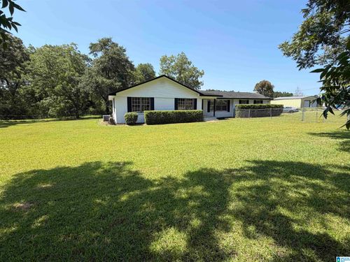 49 Marine Ln, Dothan, AL, 36301-9504 | Card Image