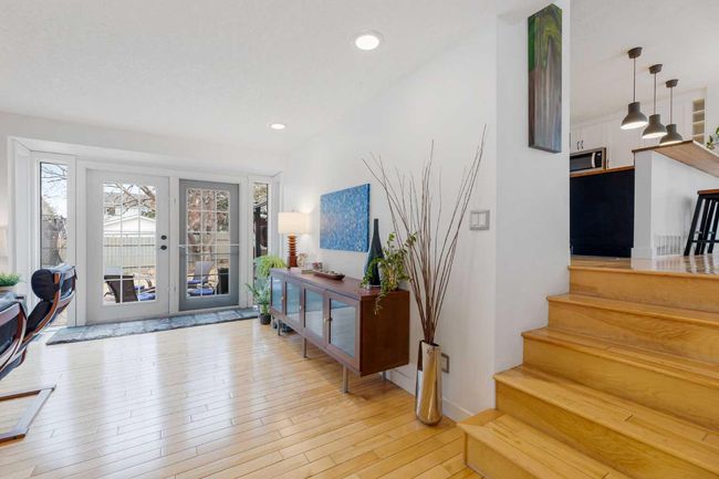 43 Coachwood Place Sw, House other with 4 bedrooms, 4 bathrooms and 4 parking in Calgary AB | Image 10