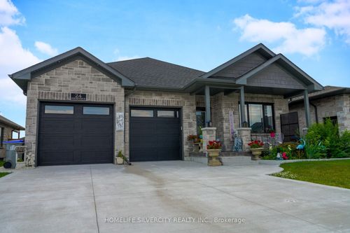 24 Winchester Cres, Listowel, ON, N4W0J8 | Card Image