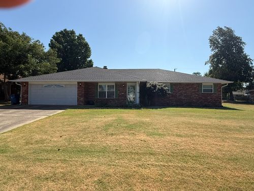 1812 Crouch St, Bentonville, AR, 72712-6820 | Card Image
