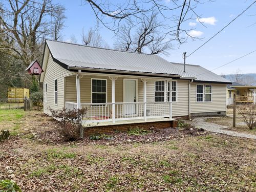 102 W Schmitt Rd, Rossville, GA, 30741-6278 | Card Image