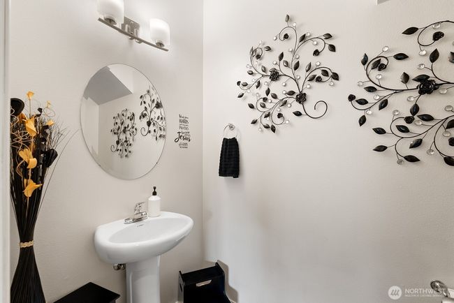 2225 Seringa Ave, House other with 4 bedrooms, 3 bathrooms and 2 parking in Bremerton WA | Image 11