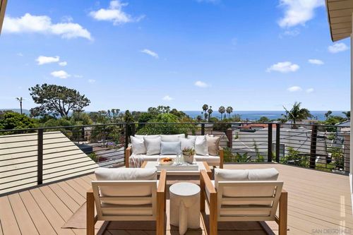 5636 Linda Rosa Ave, La Jolla, CA, 92037-7538 | Card Image