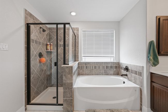 Primary Bathroom with separate shower and tub | Image 26
