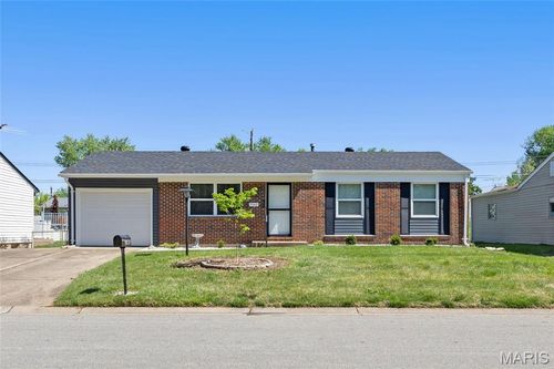 3342 Fleet Lane, St Charles, MO, 63301 | Card Image