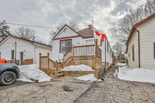156 Charles St E, Ingersoll, ON, N5C1K2 | Card Image