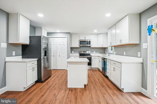 5311 Cove View Dr, SAINT LEONARD, MD, 20685-3008 | Card Image