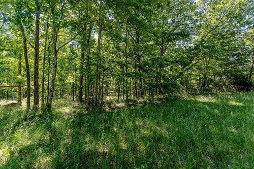 15 Queensbury Ln, Crossville, TN, 38558 | Card Image