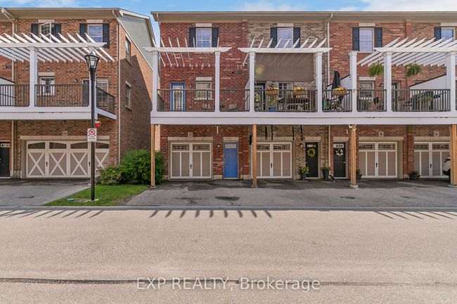 12 Oxfordshire Lane, Condo with 3 bedrooms, 4 bathrooms and 1 parking in Kitchener ON | Image 25