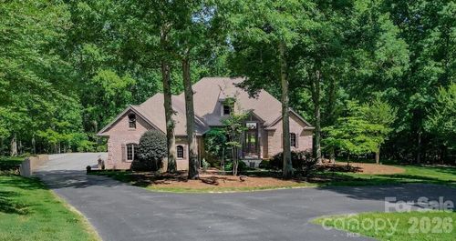 562 Rocky Cove Ln, Denton, NC, 27239-7270 | Card Image