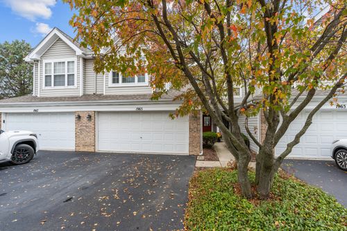 1965 Town Dr, Naperville, IL, 60565-2027 | Card Image