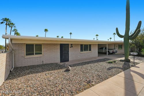 1 S Fluorite Dr, Tucson, AZ, 85745-1706 | Card Image