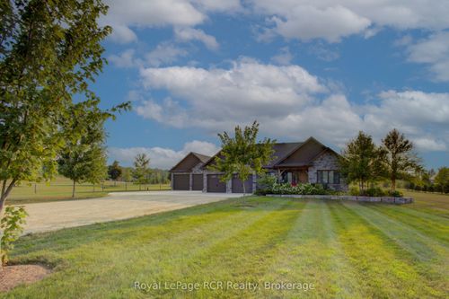 9624 O'Dwyers Rd, Mount Forest, ON, N0G2L0 | Card Image