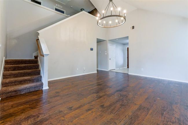 Family Room | Image 4