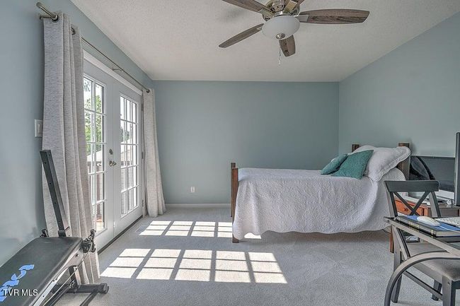 3 - 2023 Weaver Pike, Condo with 2 bedrooms, 2 bathrooms and null parking in Bristol TN | Image 18