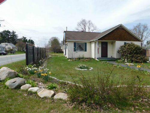 15 Breezy Ln, Chester, VT, 05143-9487 | Card Image