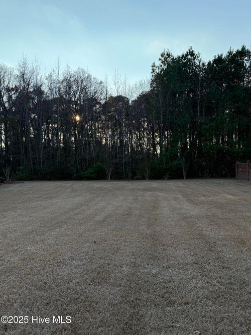 402 Tryon Dr, Goldsboro, NC, 27530-9147 | Card Image