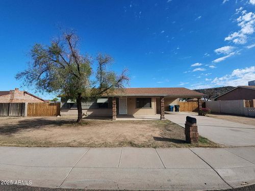1642 W Pershing Ave, Phoenix, AZ, 85029-1732 | Card Image