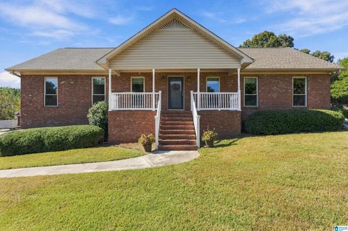 6667 Post Oak Dr, HUEYTOWN, AL, 35023-5795 | Card Image