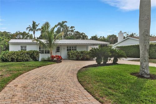1236 13th Ave N, NAPLES, FL, 34102-5242 | Card Image