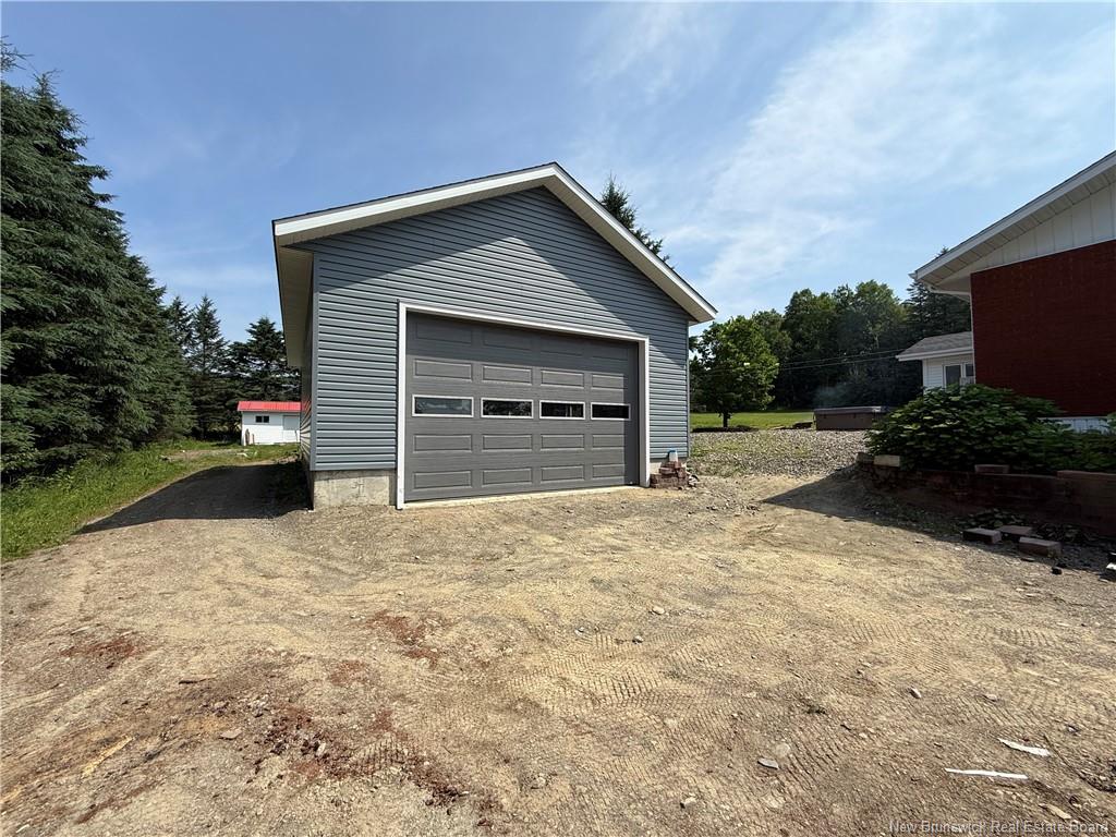 Residential in St-Hilaire 3