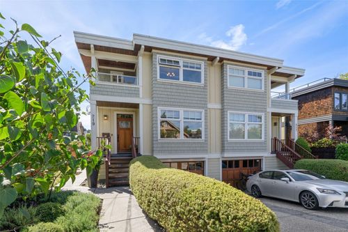 219 Michigan St, Victoria, BC, V8V1R4 | Card Image