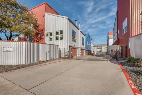 13-4213 Dickason Ave, Dallas, TX, 75219-3547 | Card Image