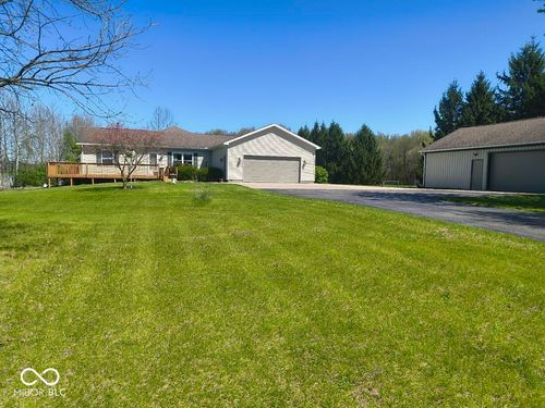 12330 County Road 4, Middlebury, IN, 46540-8637 | Card Image