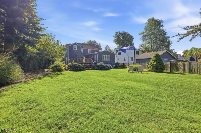 Residential Lease in Livingston Twp. 5