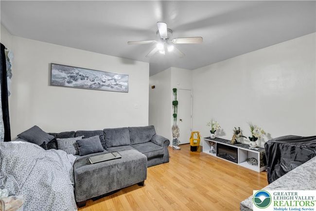 Unit A 1st Floor | Image 27