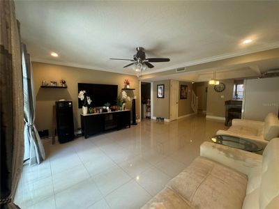 7607 - 7607 La Mesita Court, Condo with 3 bedrooms, 2 bathrooms and null parking in TAMPA FL | Image 2