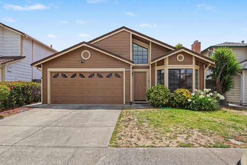 1130 Williams, Hercules, CA, 94547-3732 | Card Image