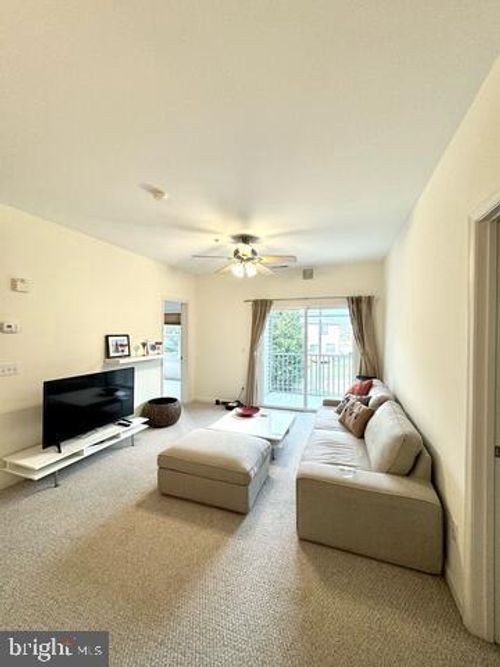 4204-34682 Villa Cir, LEWES, DE, 19958-2723 | Card Image