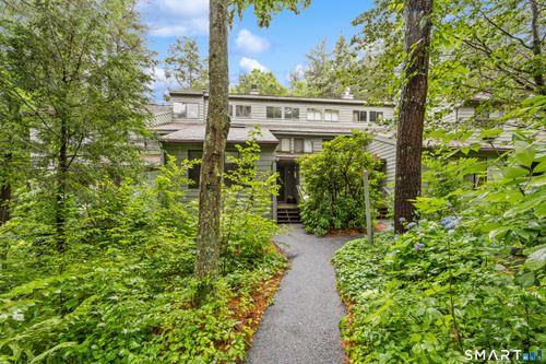 67-67 Woodside Cir, Torrington, CT, 06790-2238 | Card Image