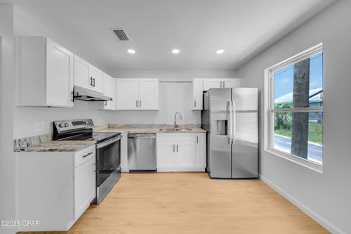 c-122 N East Ave, Panama City, FL, 32401-4987 | Card Image