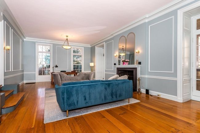 204 Ridge St, House other with 6 bedrooms, 4 bathrooms and 12 parking in Millis MA | Image 6