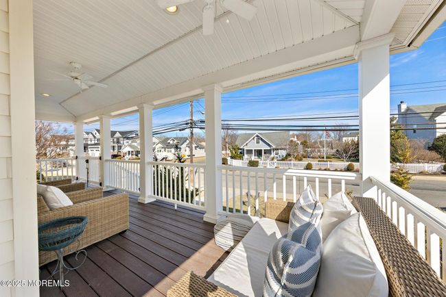 Front Covered porch | Image 9