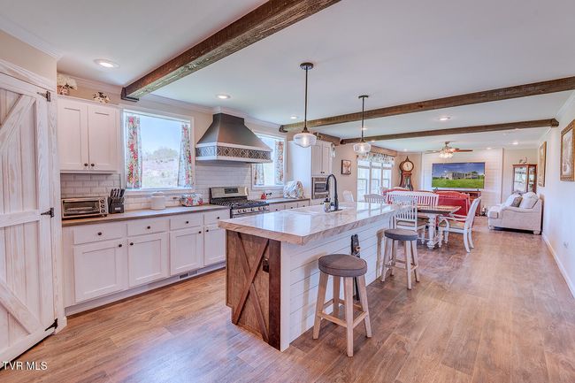 2057 Kite Rd, House other with 3 bedrooms, 2 bathrooms and null parking in Greeneville TN | Image 5