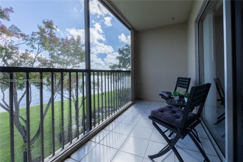 309g-1351 Sw 141st Ave, Pembroke Pines, FL, 33027-3561 | Card Image