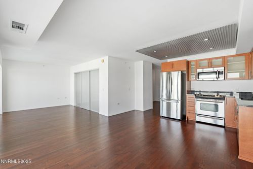unit-2010-255 N Sierra St, Reno, NV, 89501-1349 | Card Image
