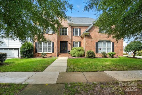 16135 Hallaton Dr, Huntersville, NC, 28078-2208 | Card Image